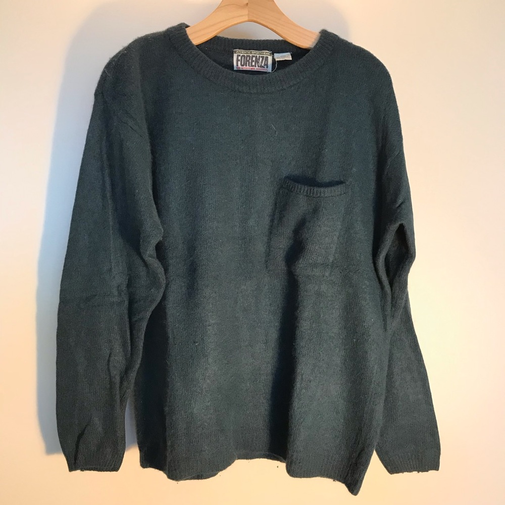Women’s vintage Forenza green lambs wool sweater